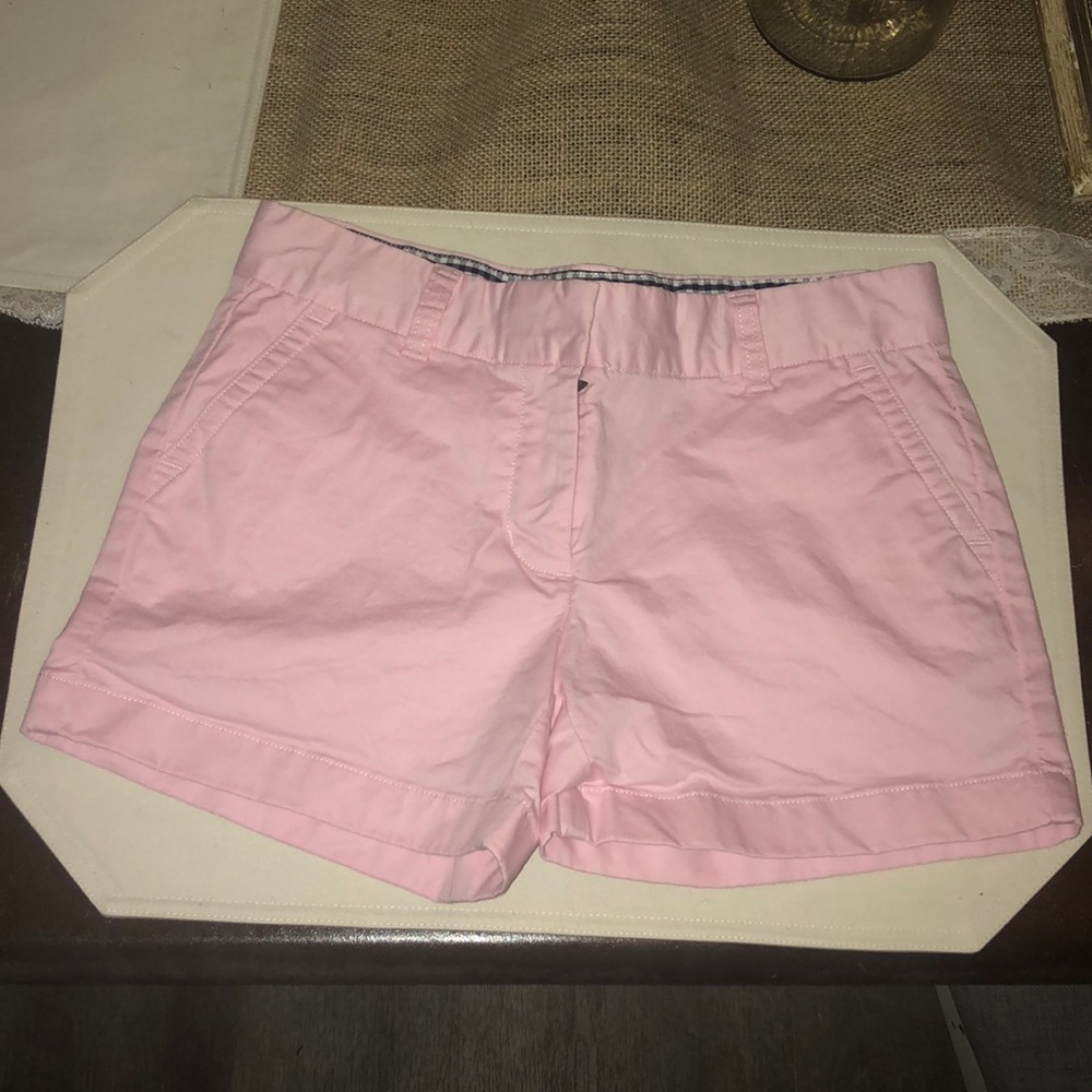PINK VINEYARD VINE SHORTS